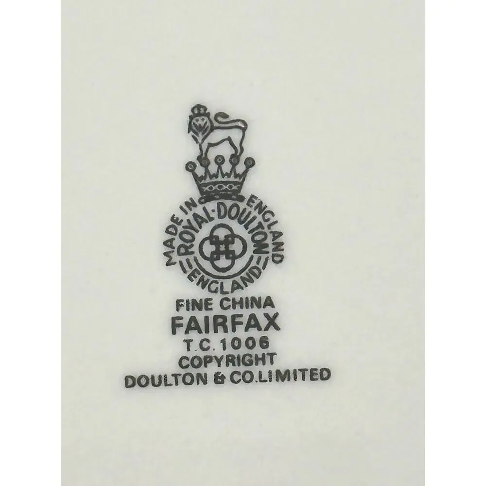 Royal Doulton 'Fairfax' England Retired 6.5
